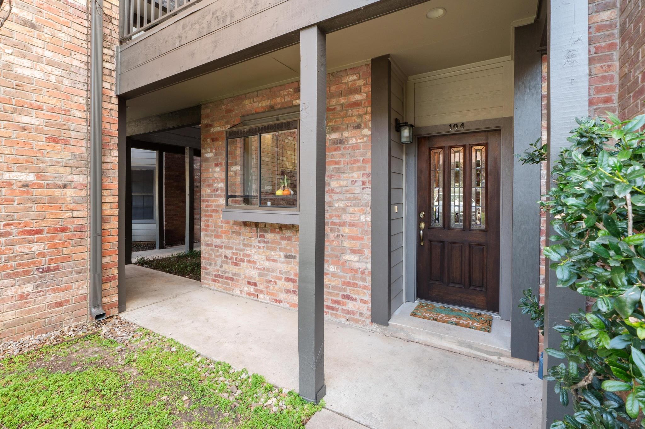 1741  Spyglass Dr  #2-104, Austin, TX 78746 — photo 1