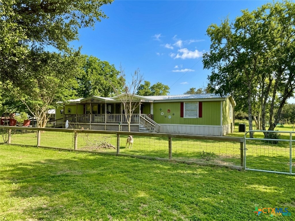 103 Forest View Drive, Victoria, TX 77905 — photo 1