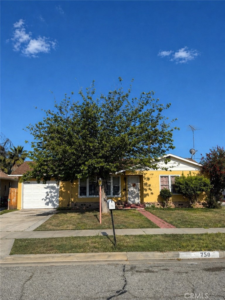 434 S Harvard Street, Hemet, CA 92543 — photo 1