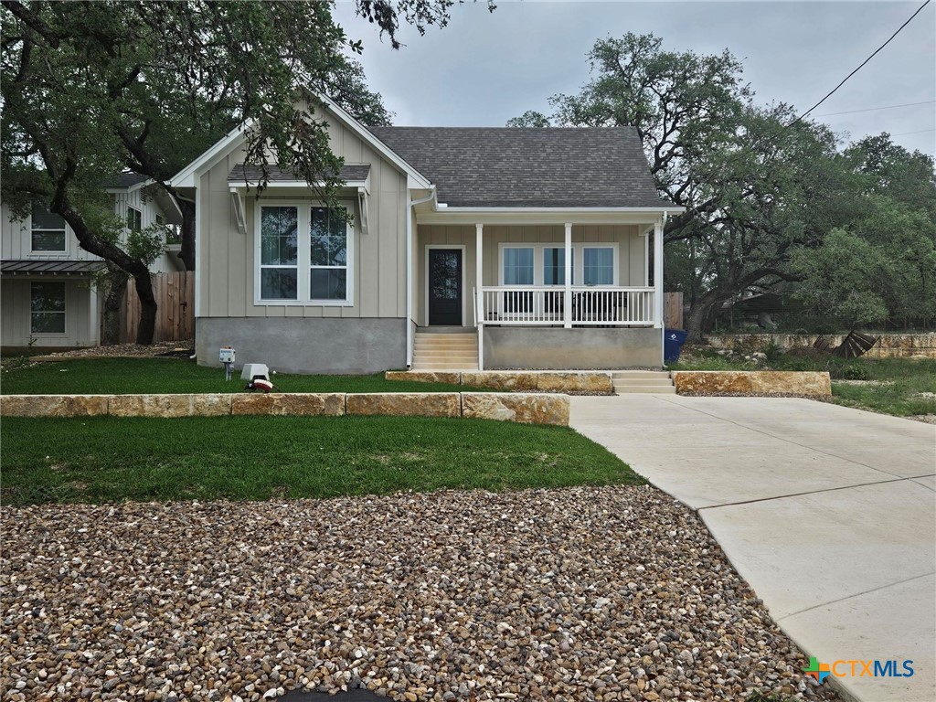 1095 Diamondhead Drive, Canyon Lake, TX 78133 — photo 1