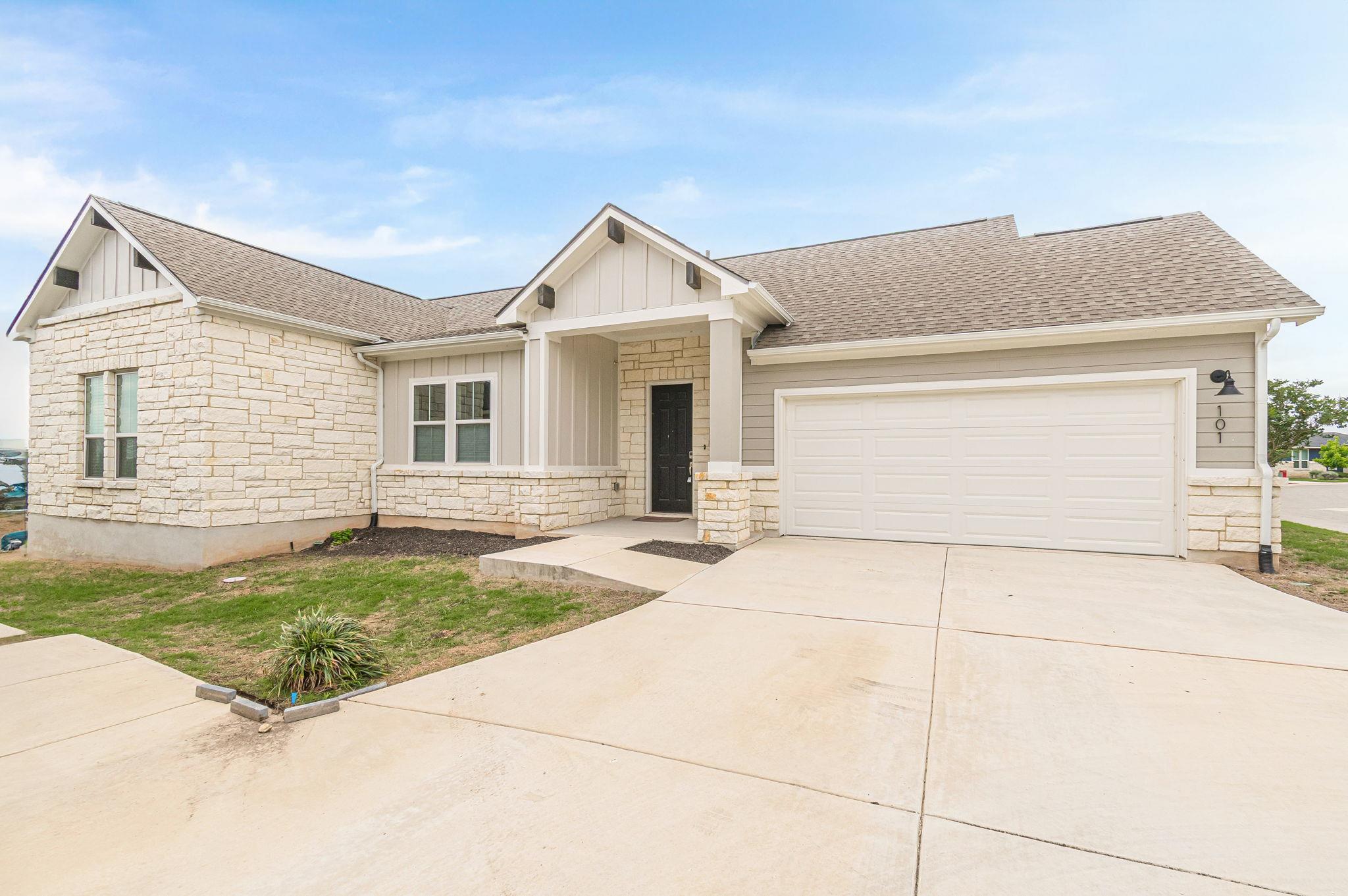404  Eagle Dr  #101