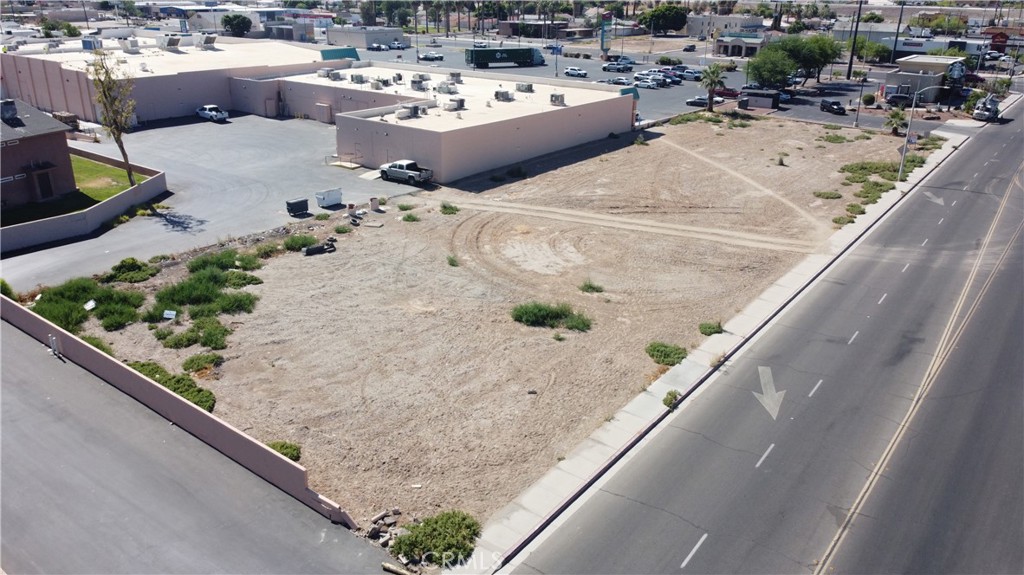 160 N Lovekin Boulevard, Blythe, CA 92225 — photo 1