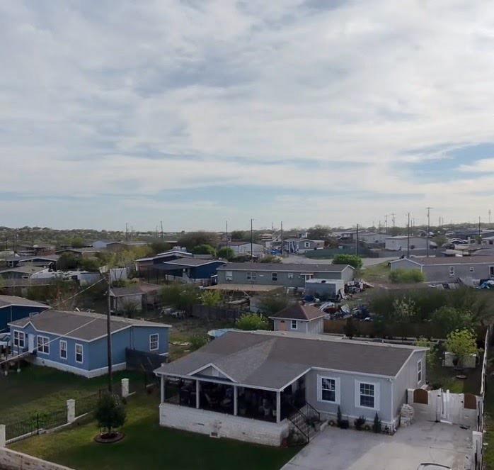 533 Duchess, Kyle, TX 78640 — photo 1