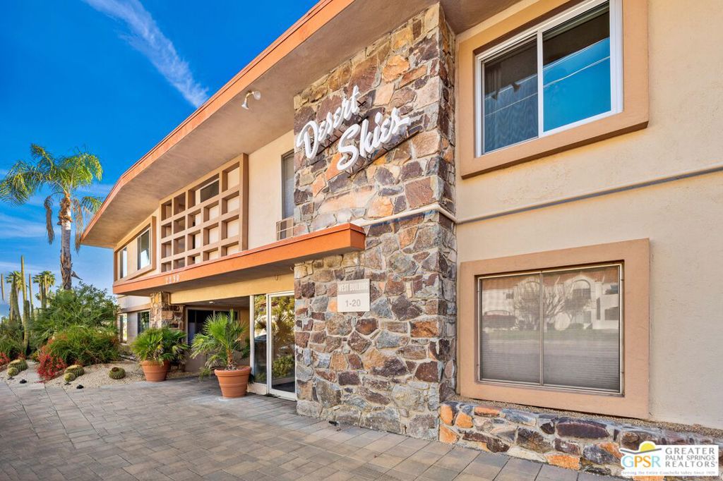 2290 S Palm Canyon Drive 2, Palm Springs, CA 92264 — photo 1