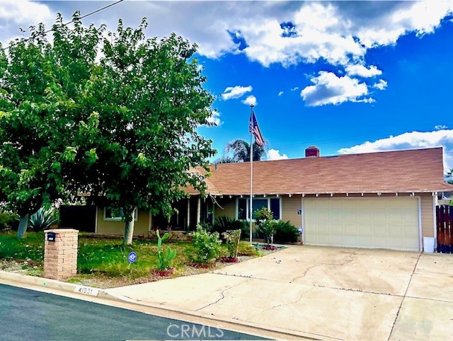 41931 Thornton, Hemet, CA 92544 — photo 1