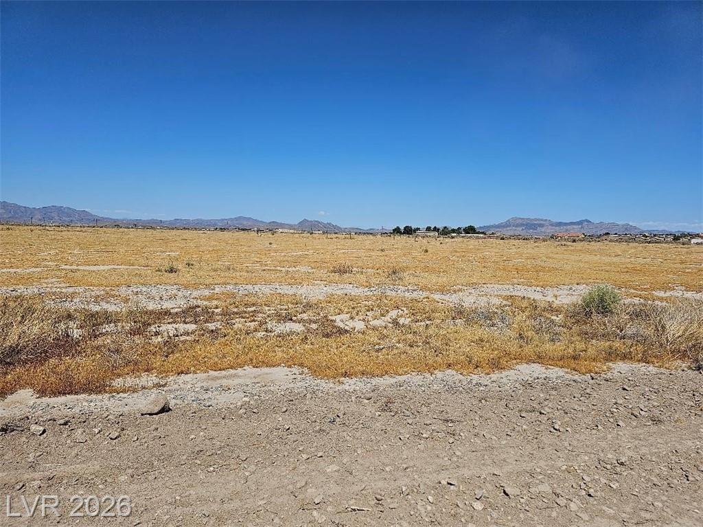 2370 South Oakridge Avenue, Pahrump, NV 89048 — photo 1