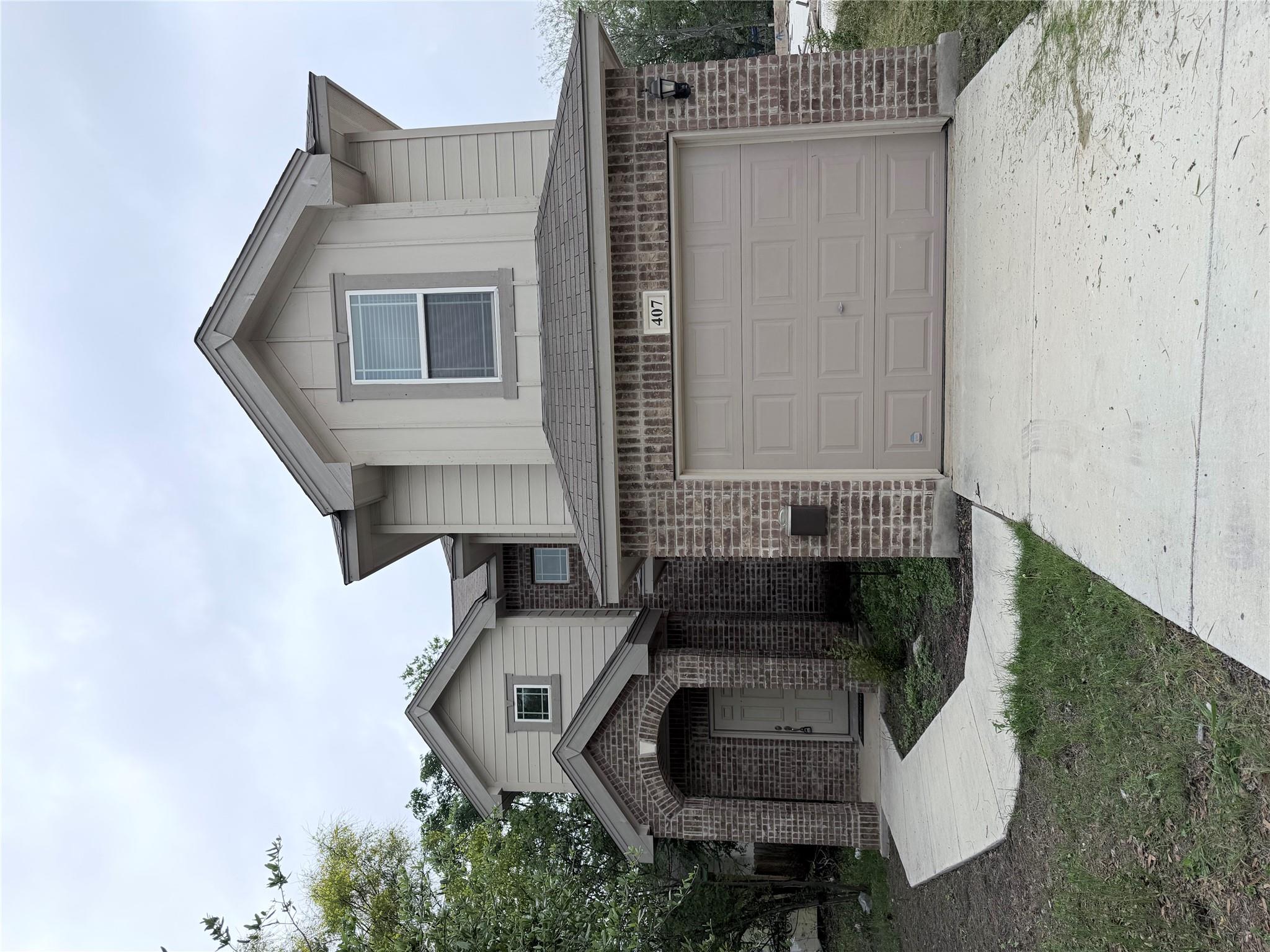 407 Blaine, San Antonio, TX 78202 — photo 1