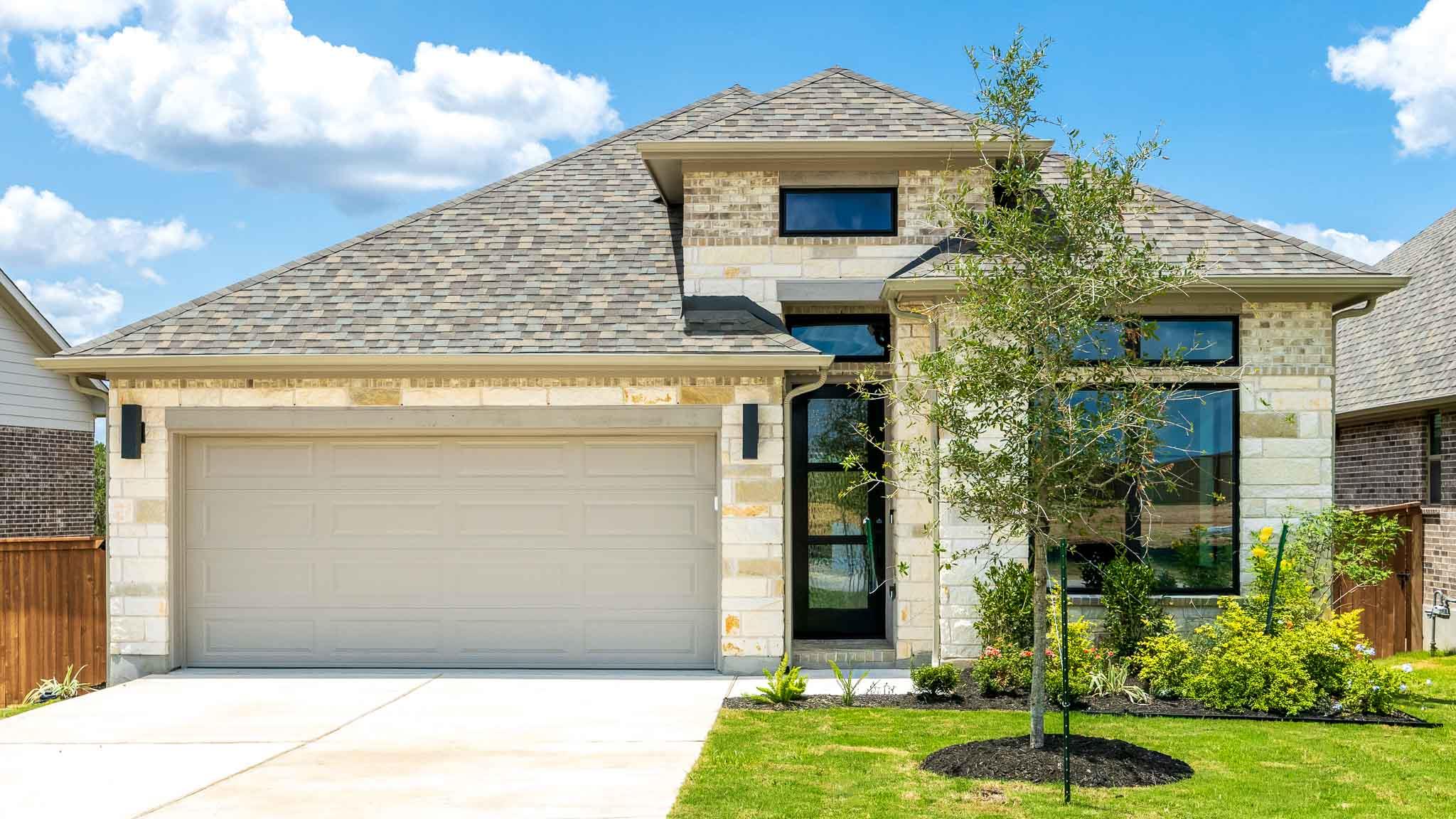 290 Maddy, Bastrop, TX 78602 — photo 1