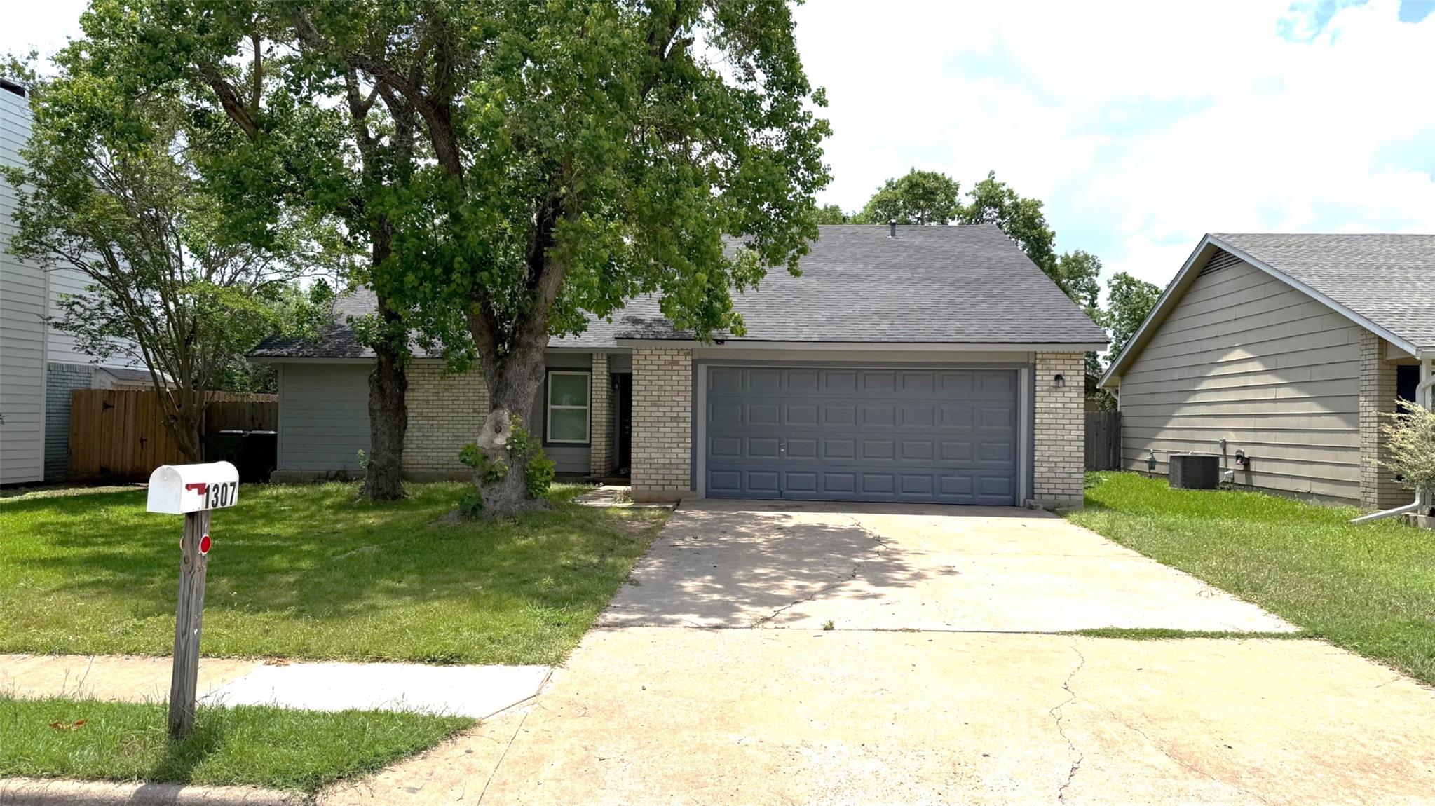 1307 Wroxton, Round Rock, TX 78664 — photo 1