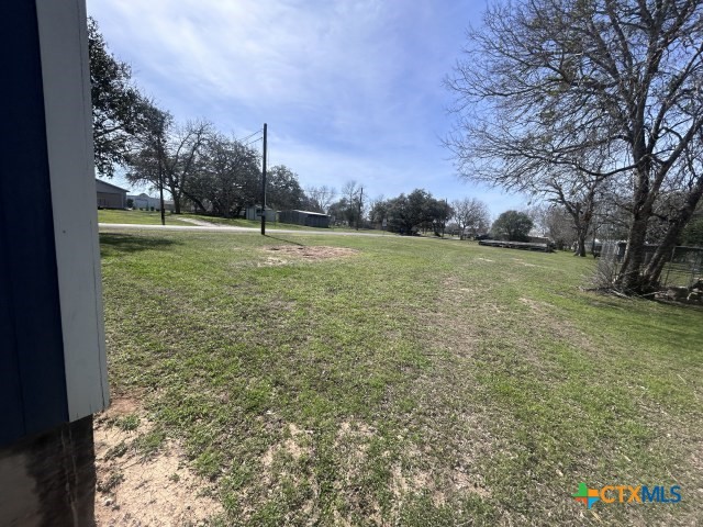 902 Simpson, Yoakum, TX 77995 — photo 1