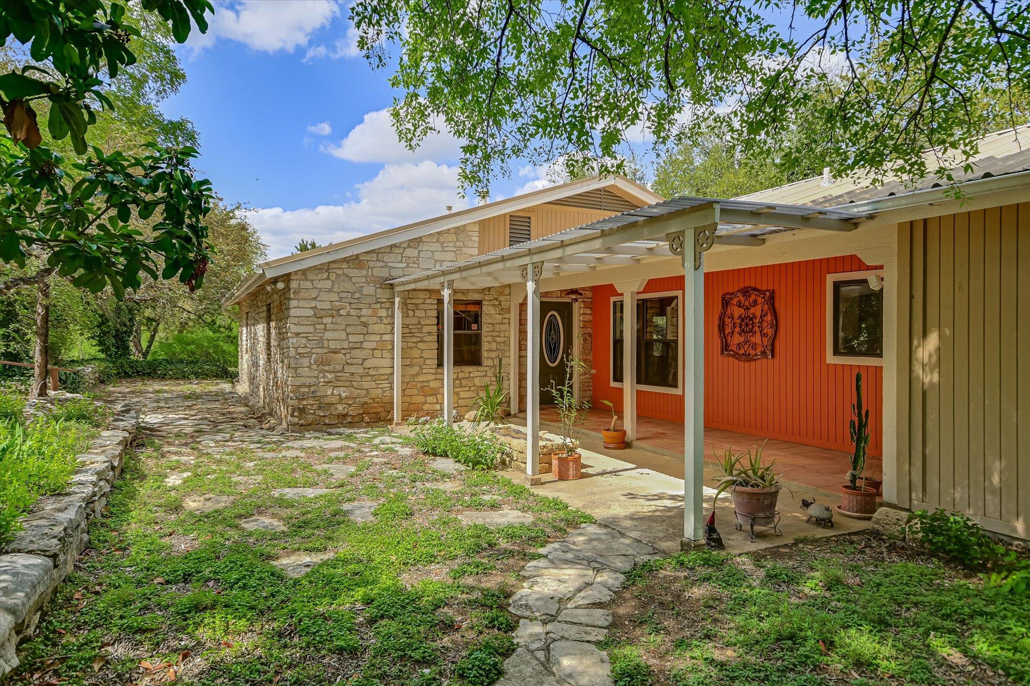 175 Fischer, Wimberley, TX 78676 — photo 1