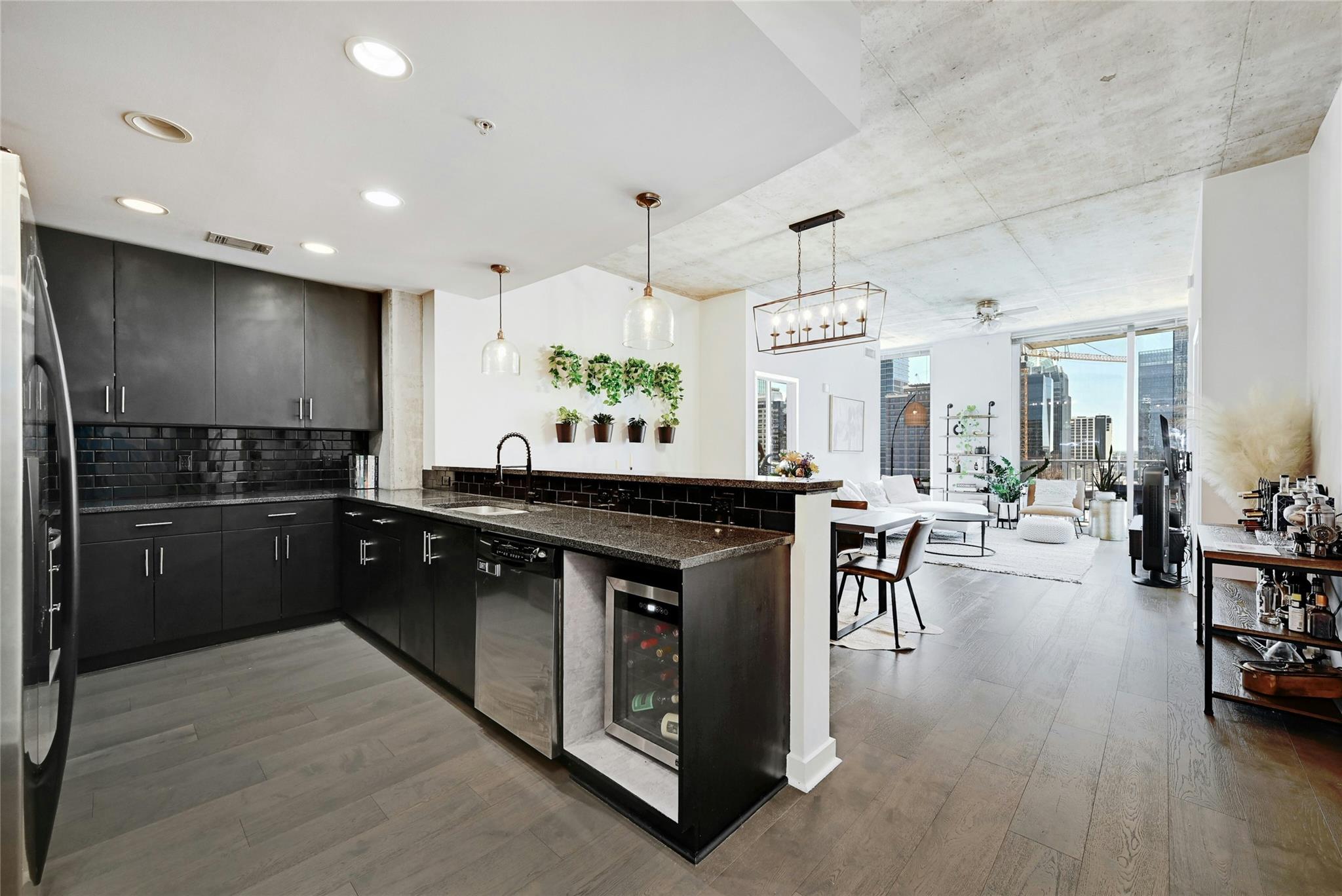 360 Nueces, Austin, TX 78701 — photo 1