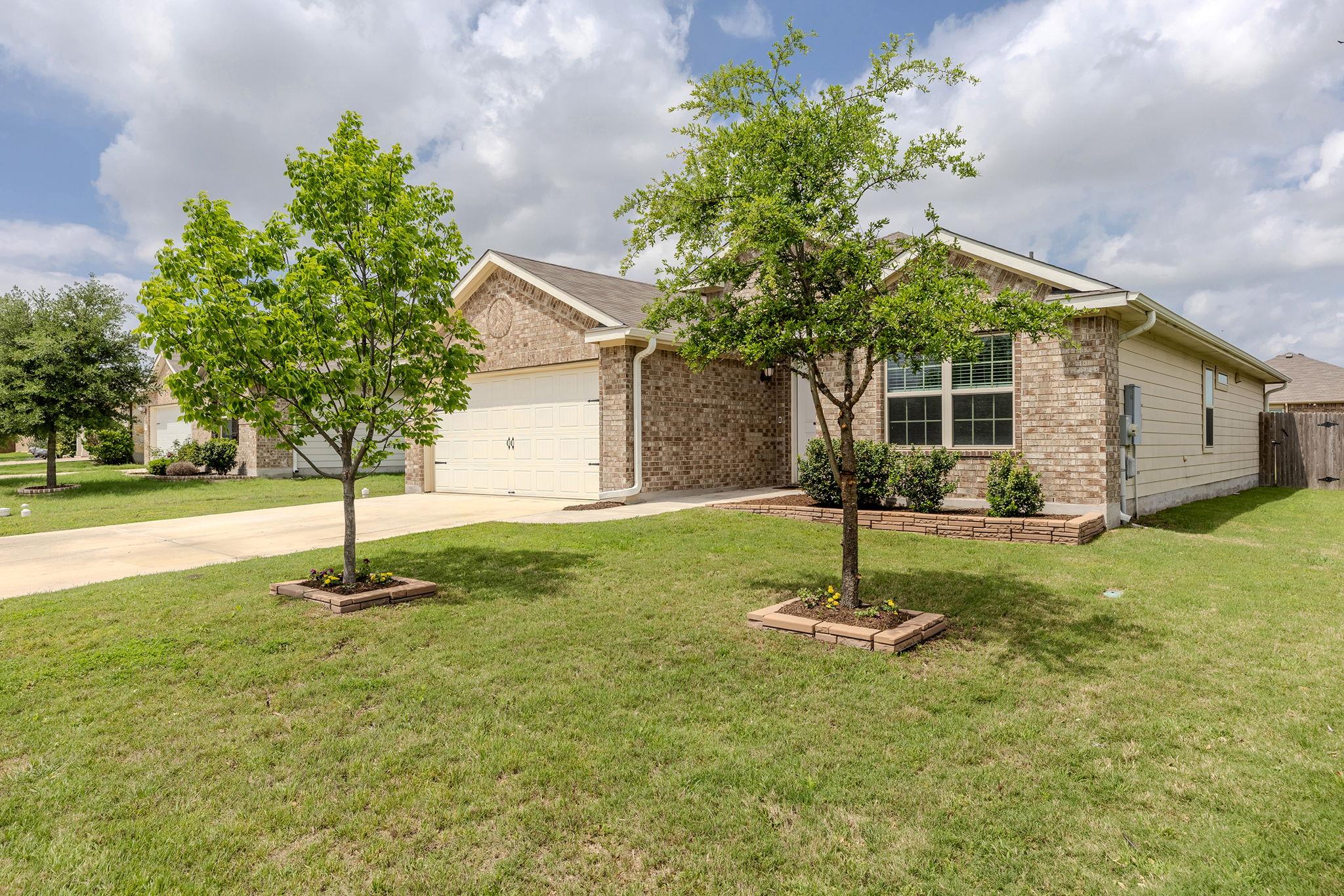 105 Balsam, Hutto, TX 78634 — photo 1