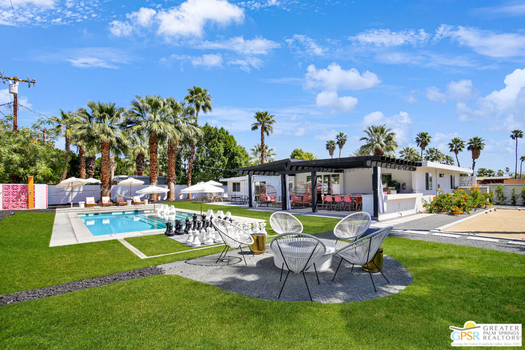 631 S El Cielo Road, Palm Springs, CA 92264 — photo 1