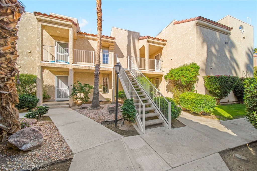 2700 Lawrence Crossley 4, Palm Springs, CA 92264 — photo 1