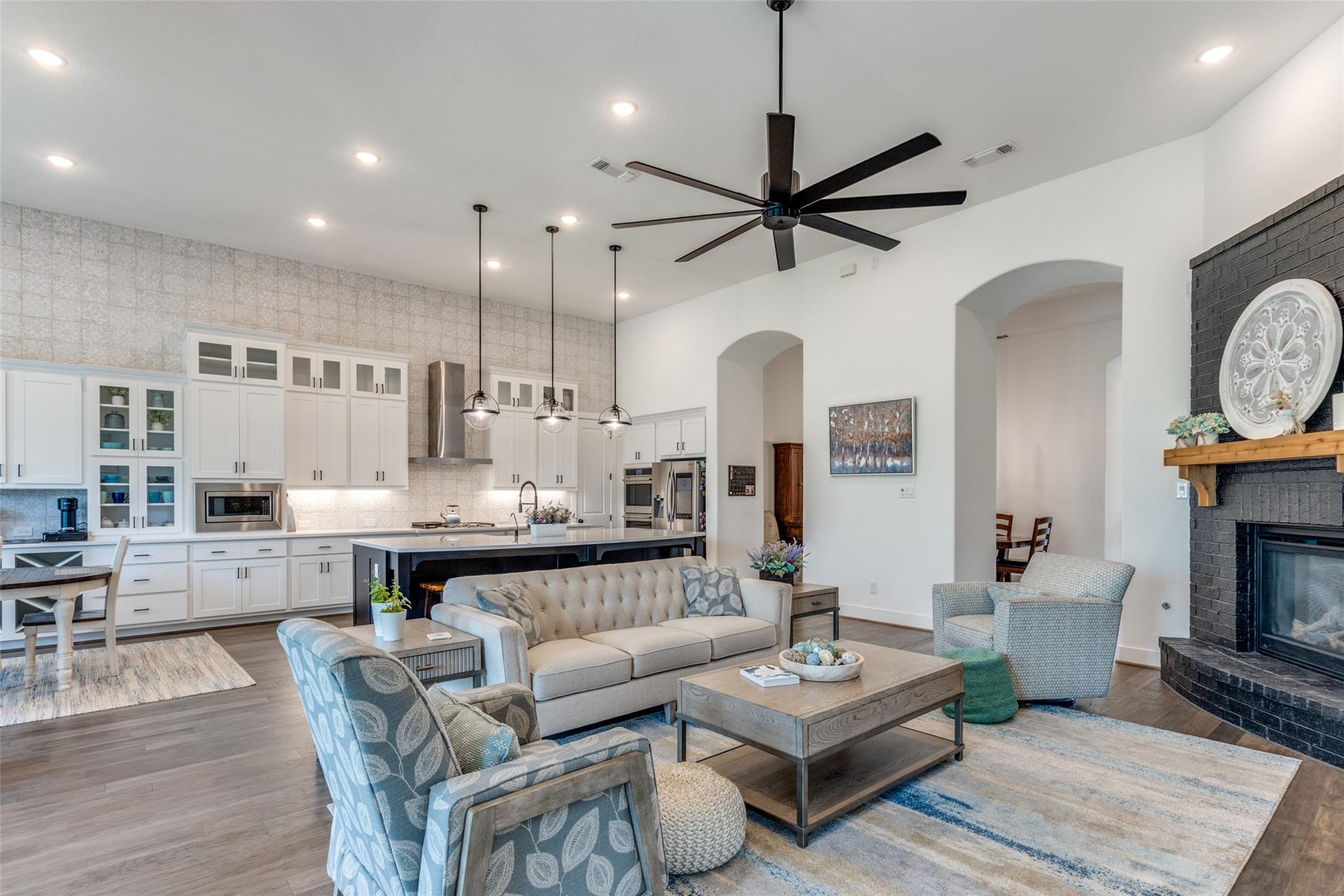 22306 Cape Travis, Lago Vista, TX 78645 — photo 1