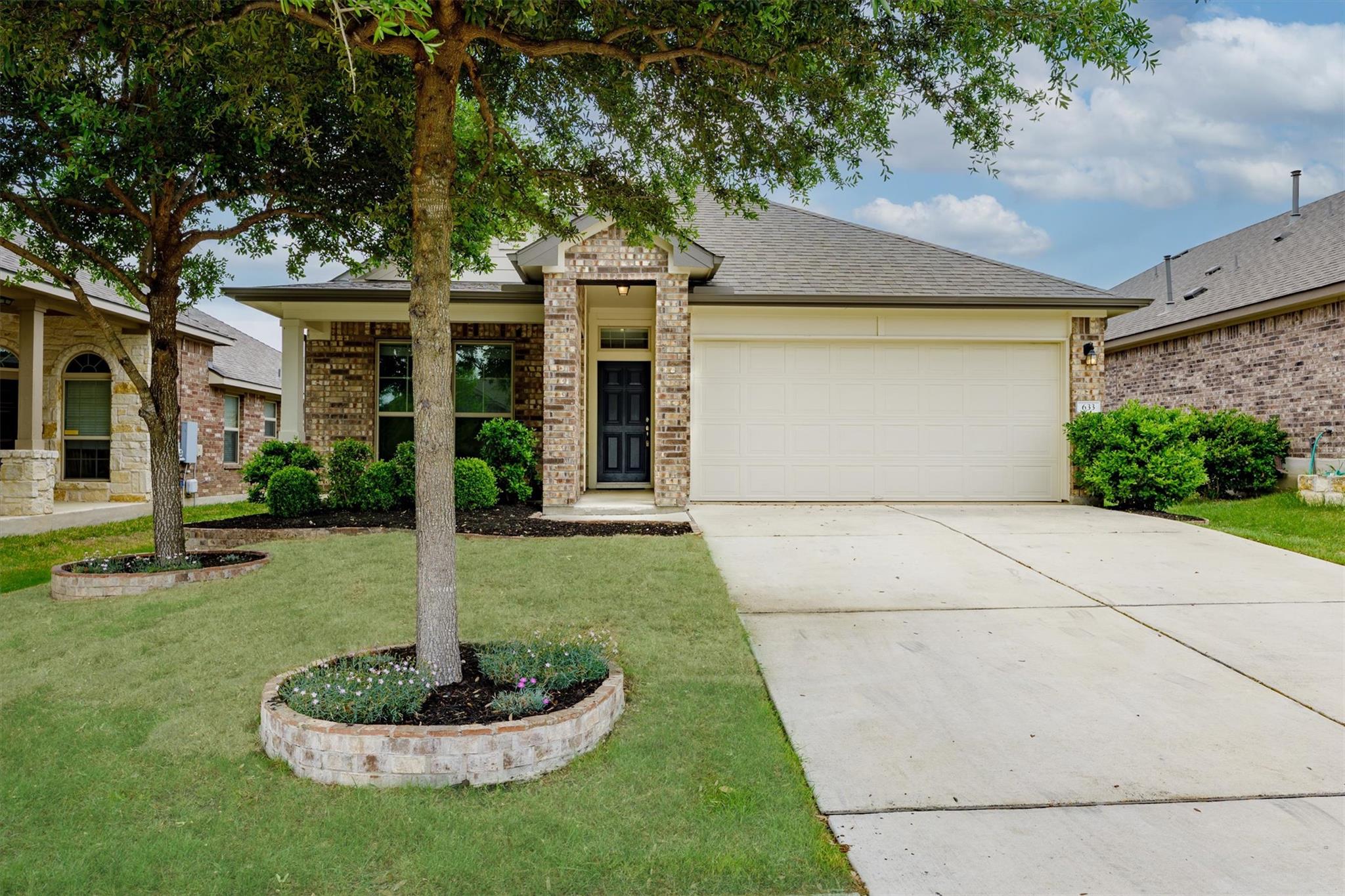 633 Carly Ann, Leander, TX 78641 — photo 1