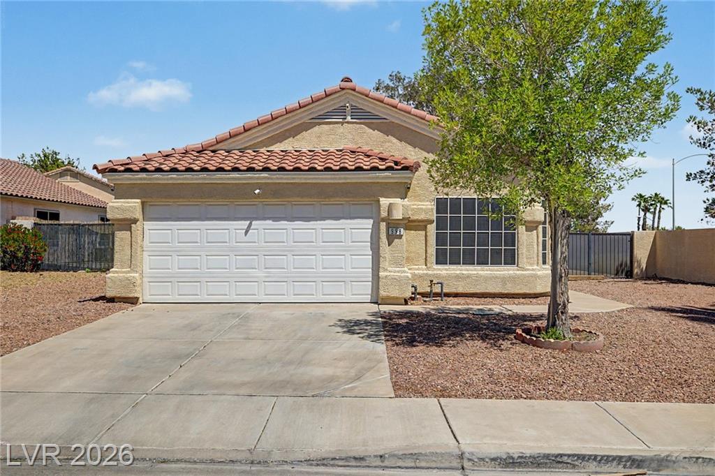 998  Trackers Glen Avenue, Henderson, NV 89015 — photo 1