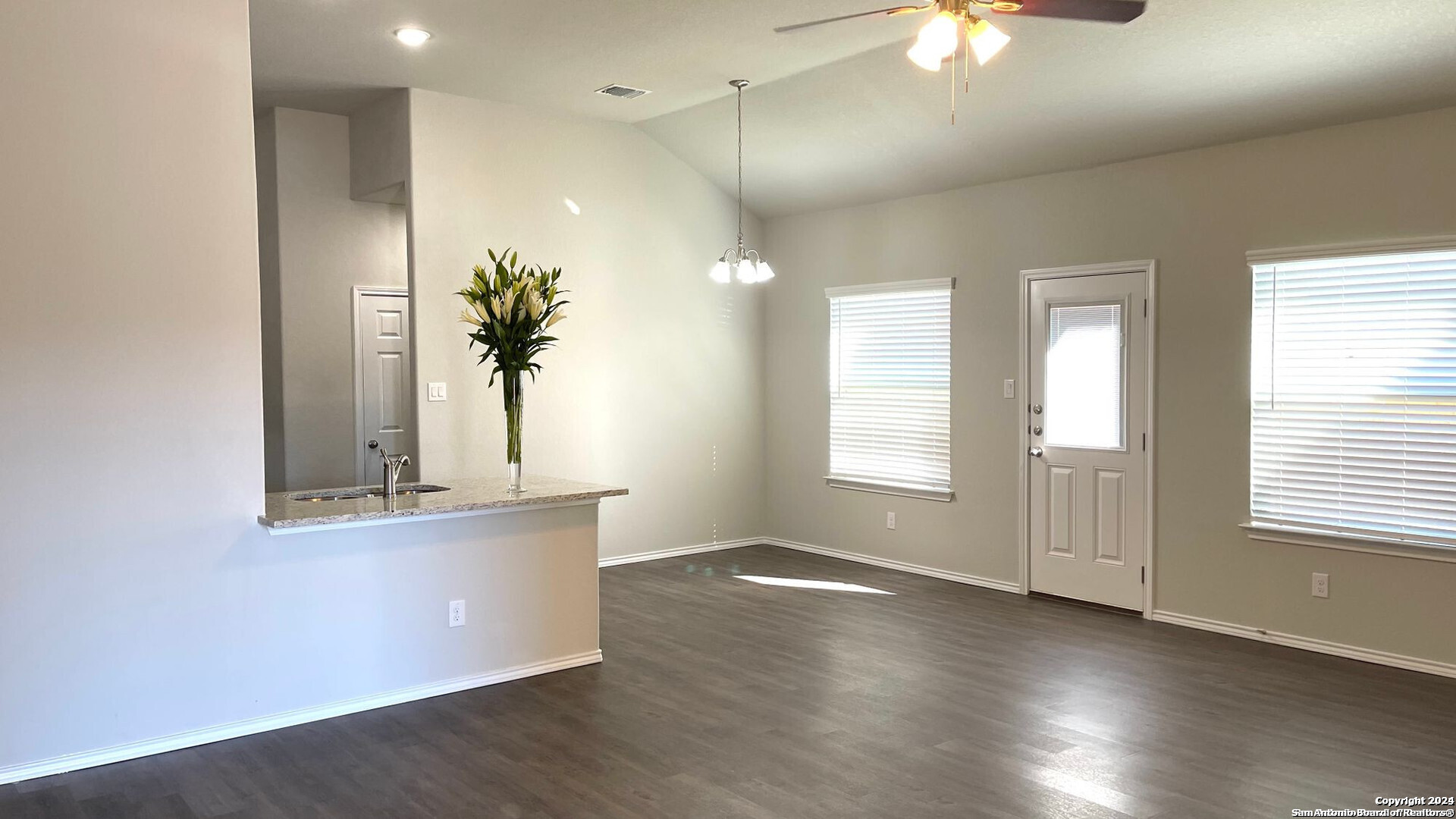 412-414 Emma Dr, , 78130 — photo 1