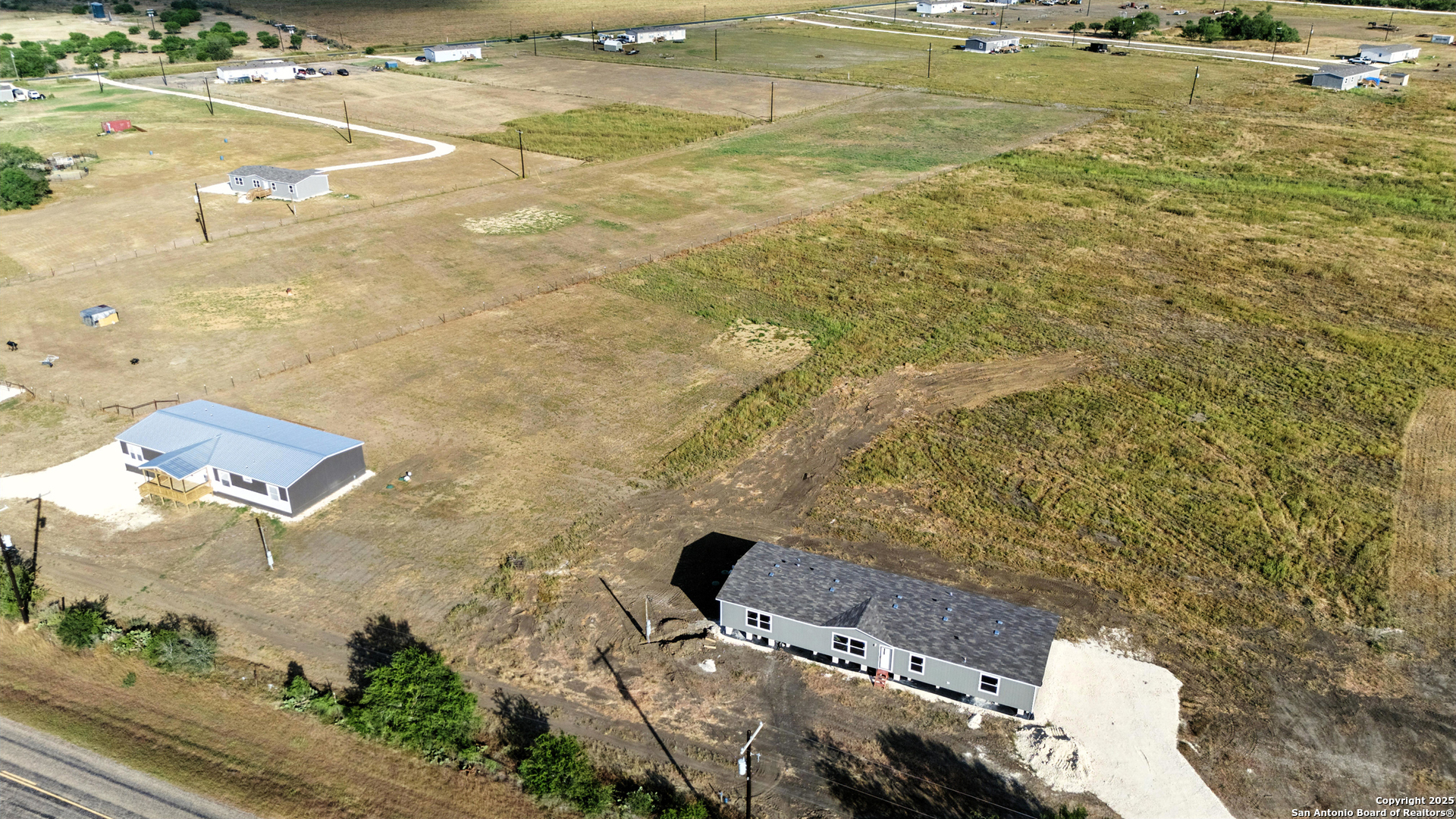 2479 FM 1332, ,  78026 — photo 1