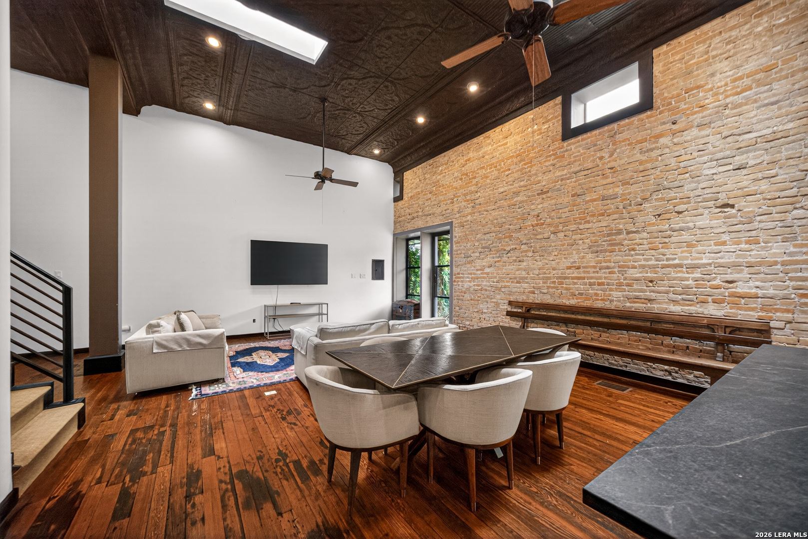 612 High, ,  78013 — photo 1