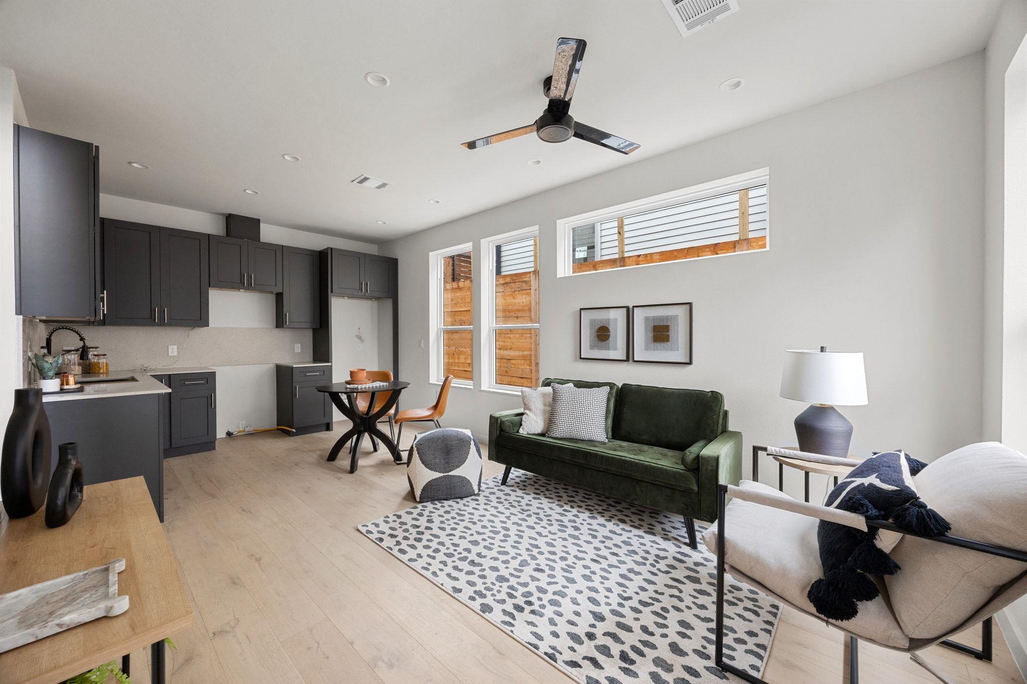 1709 Maple, Austin, TX 78702 — photo 1