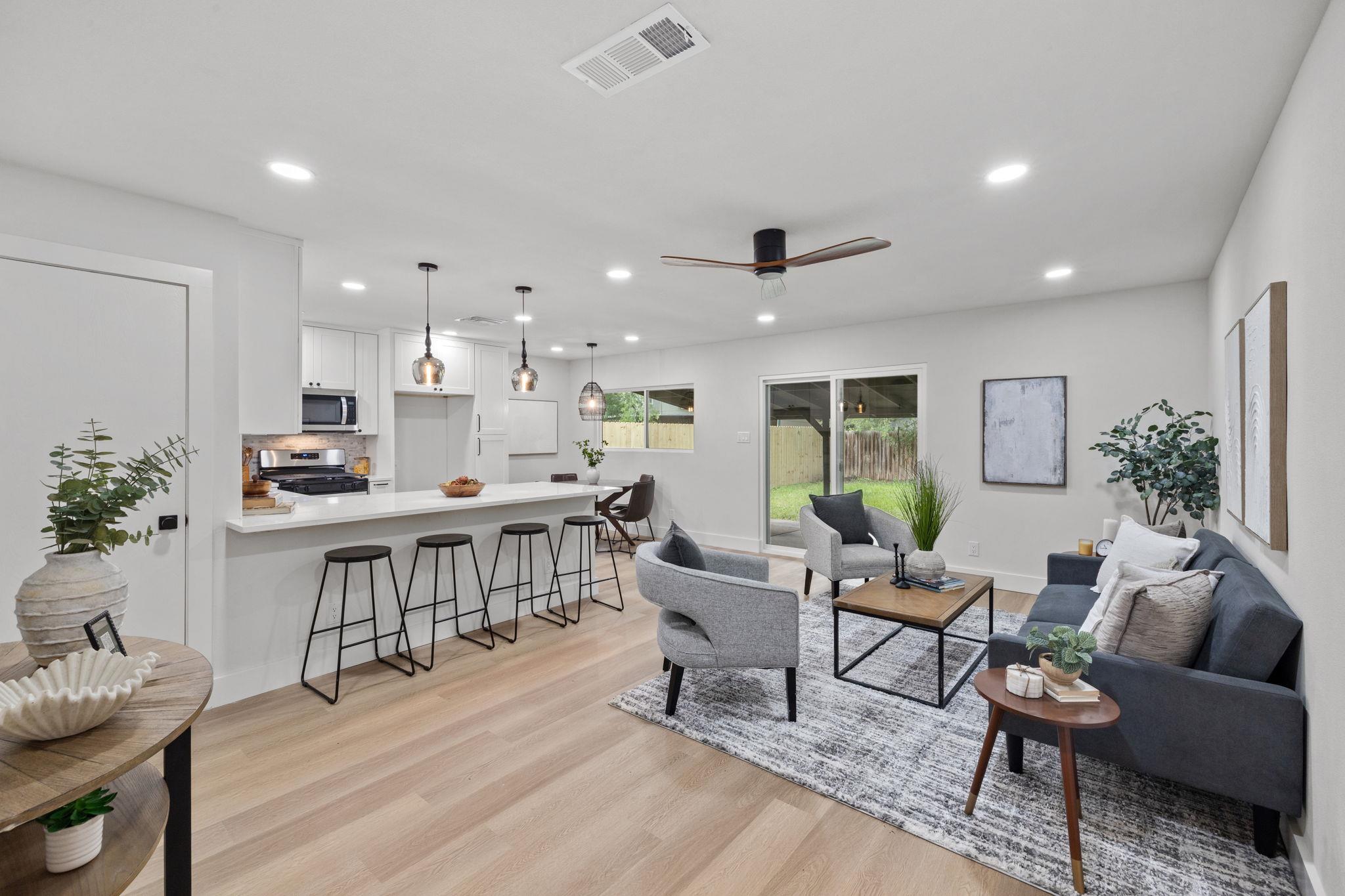 4402 Dove Springs, Austin, TX 78744 — photo 1
