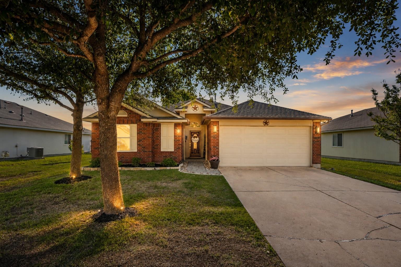303 McCoy, Hutto, TX 78634 — photo 1