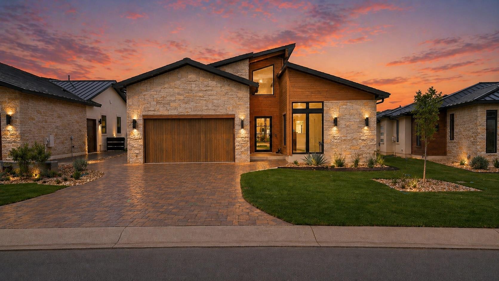 119 Azalea, Horseshoe Bay, TX 78657 — photo 1