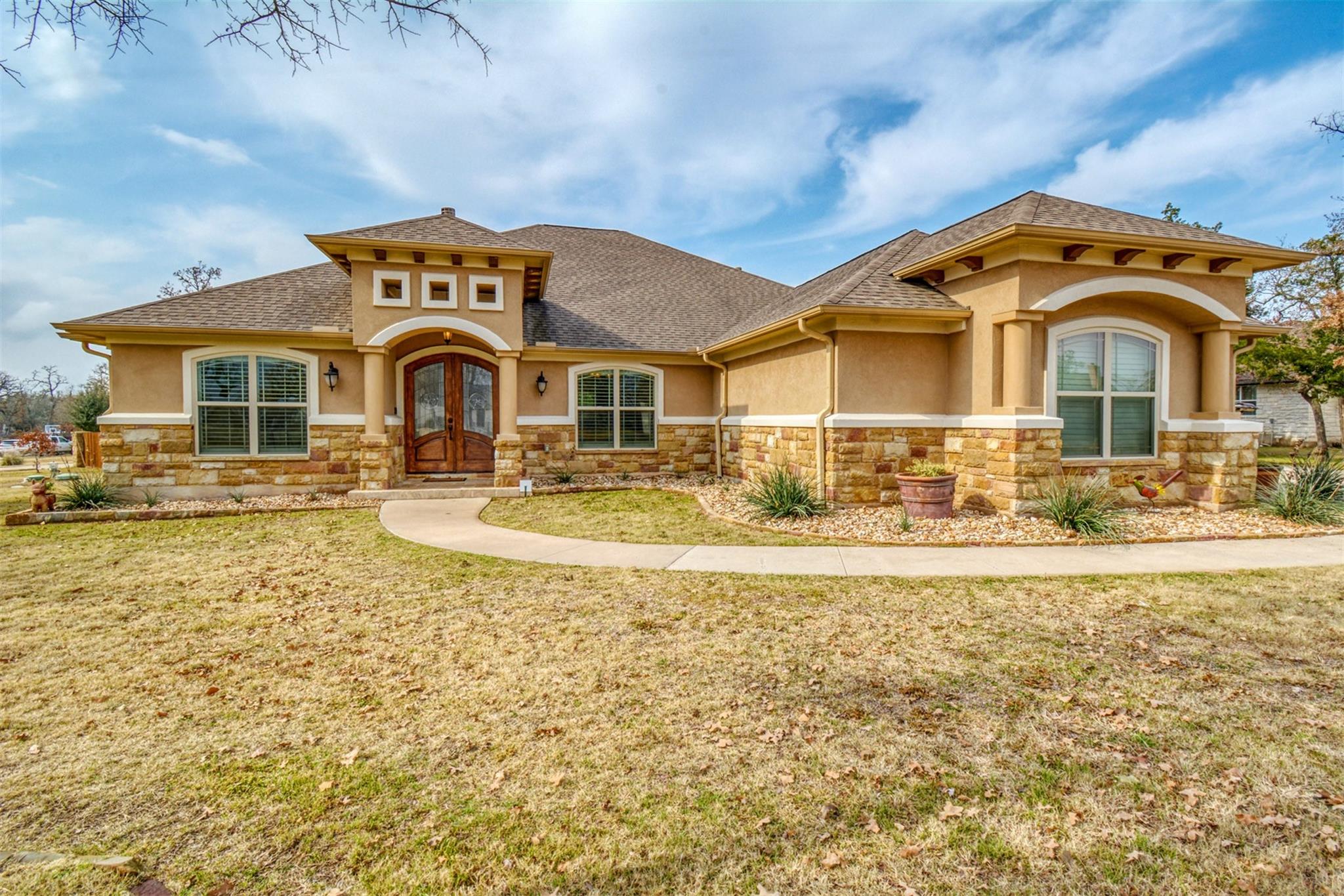 142 Trailblazer, Bastrop, TX 78602 — photo 1