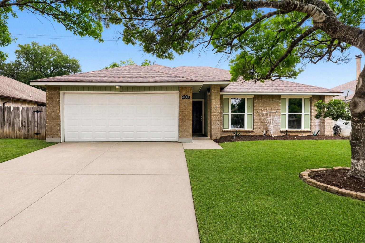 409 Kathleen, Leander, TX 78641 — photo 1