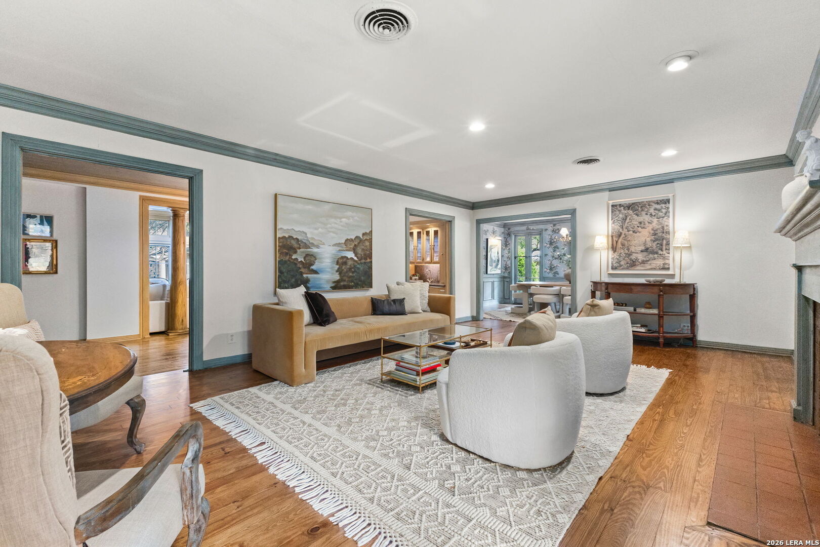 140 FAIR OAKS PL, ,  78209 — photo 1