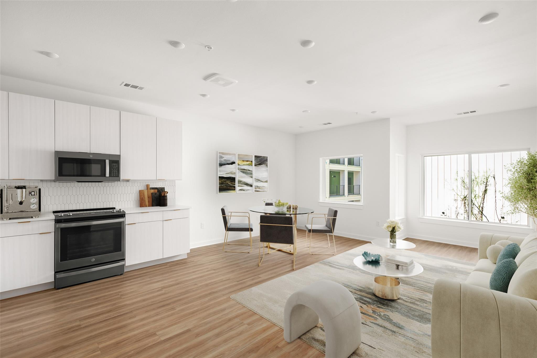 4802 Congress, Austin, TX 78745 — photo 1