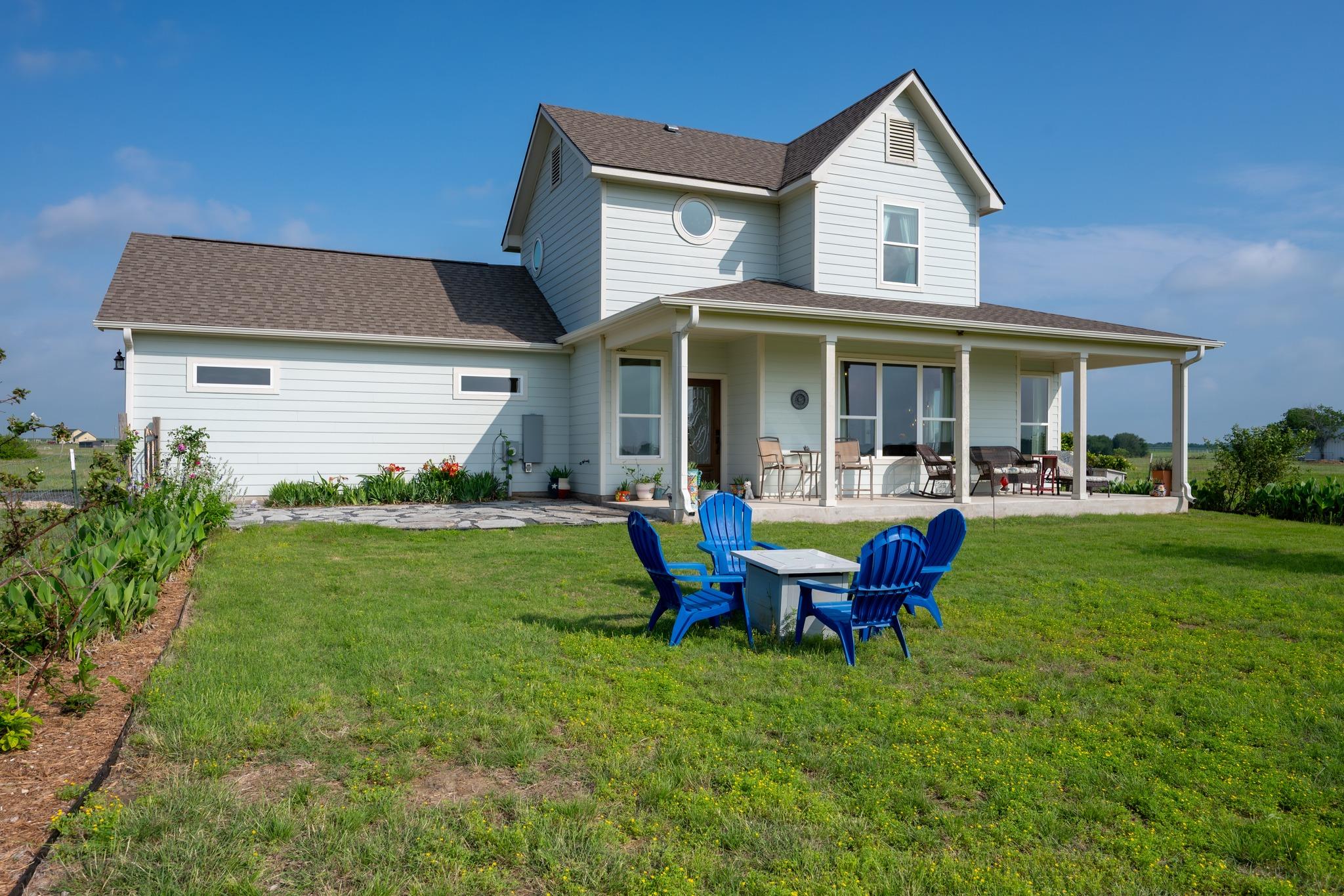 1662 County Road 465, Coupland, TX 78615 — photo 1