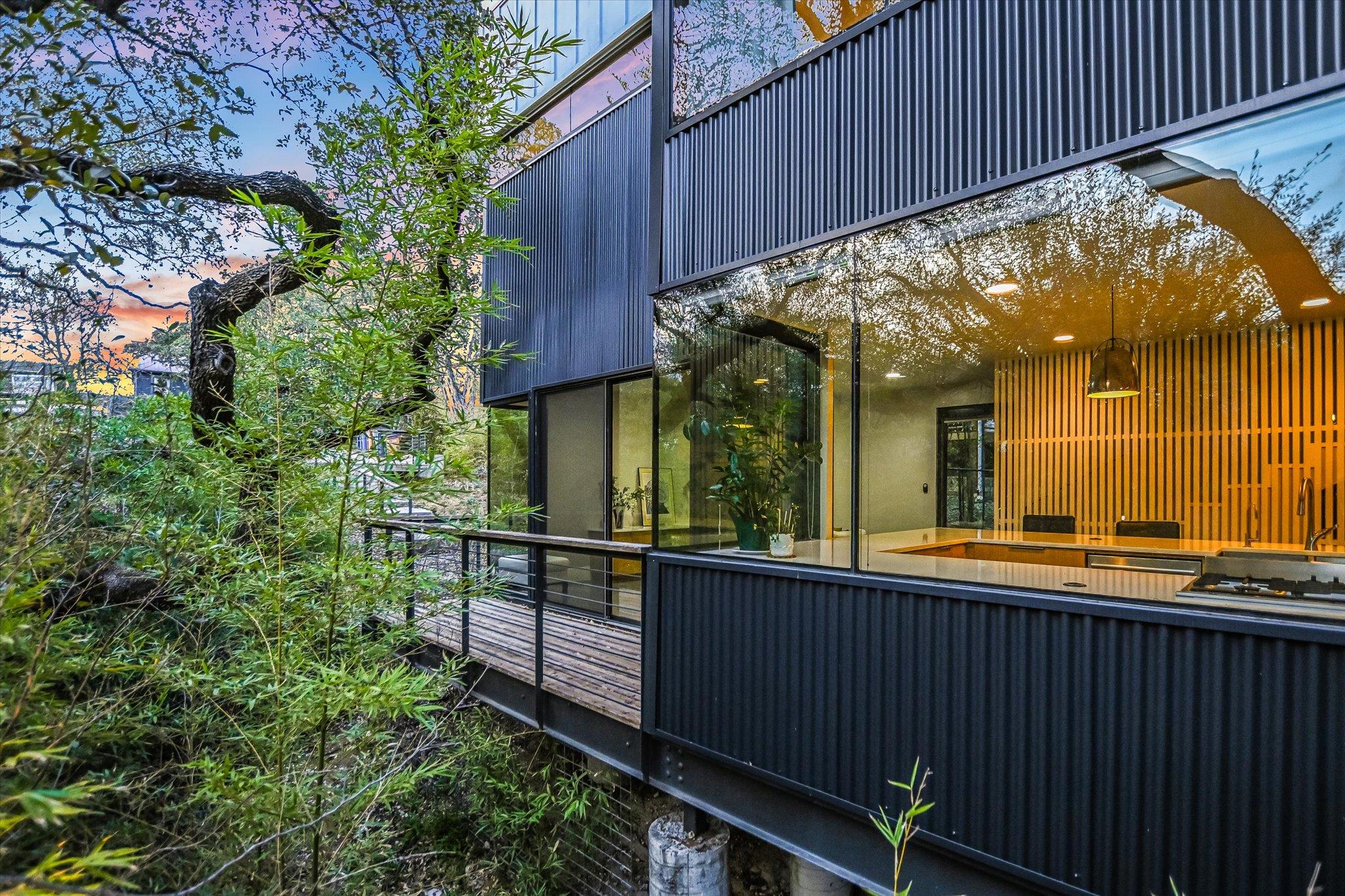 1325 Bonham, Austin, TX 78704 — photo 1