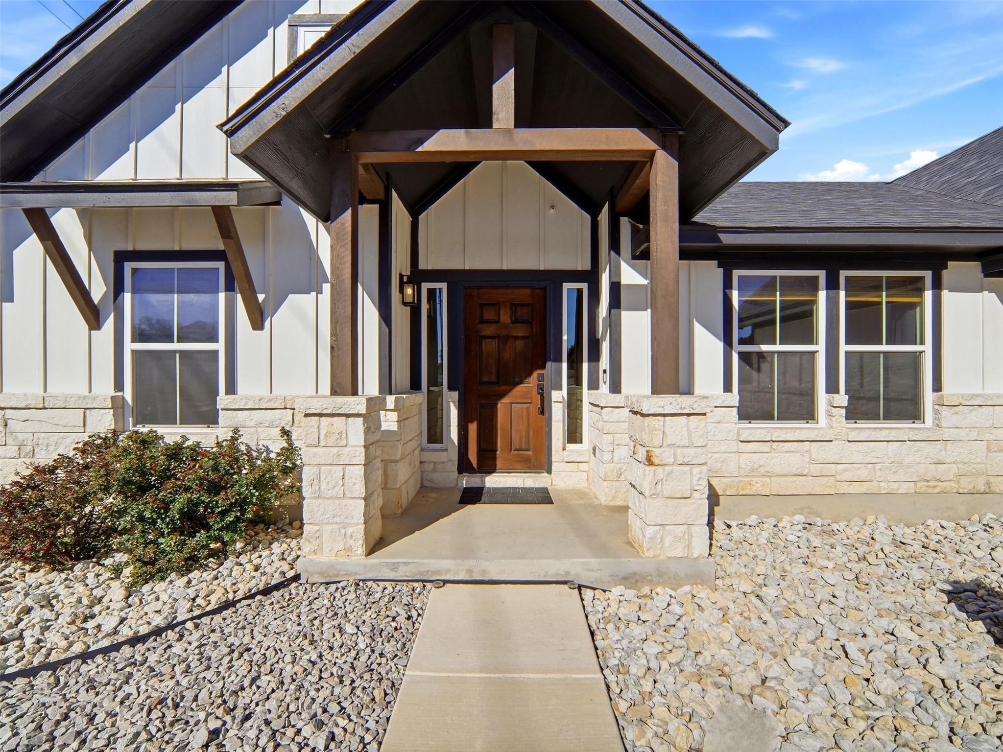 101 N Jerry Gray, Blanco, TX 78606 — photo 1