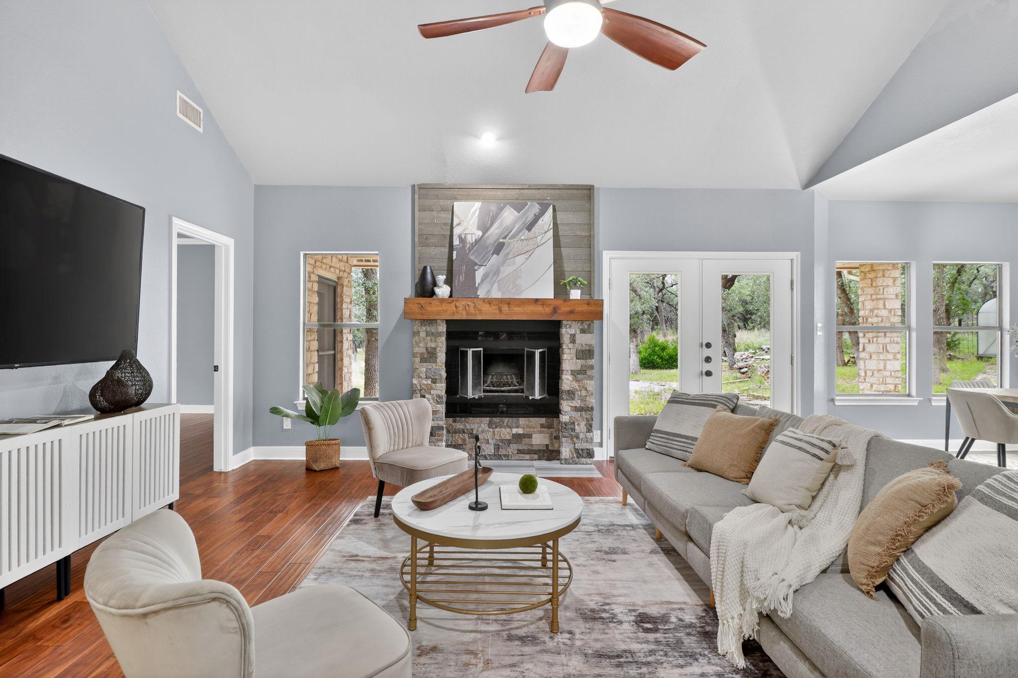 128 Mockingbird, Georgetown, TX 78633 — photo 1