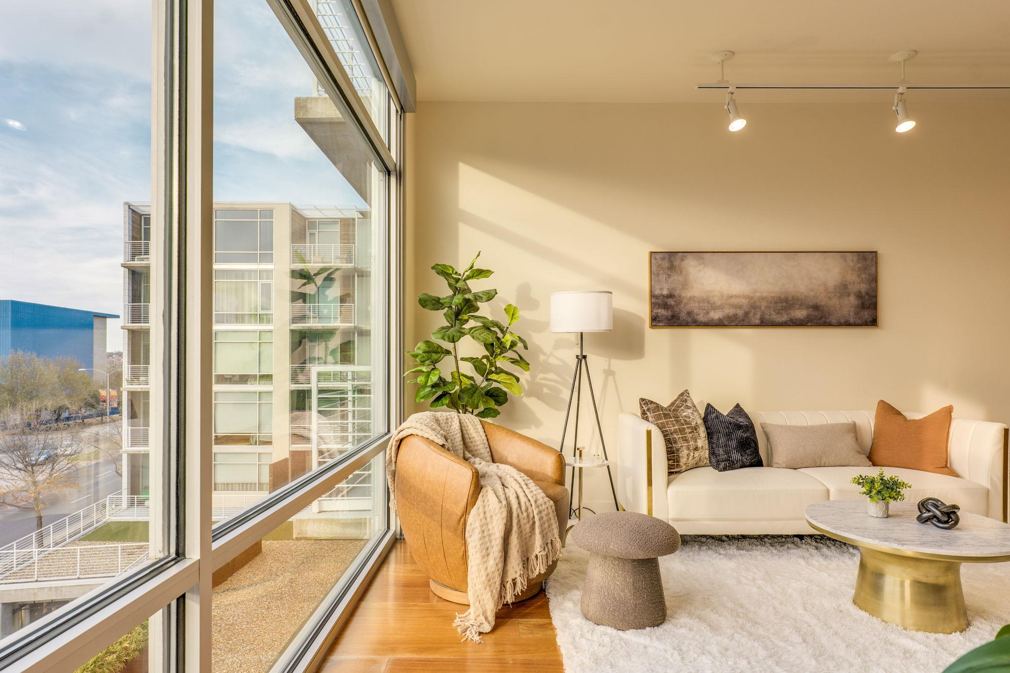 210 Lee Barton, Austin, TX 78704 — photo 1