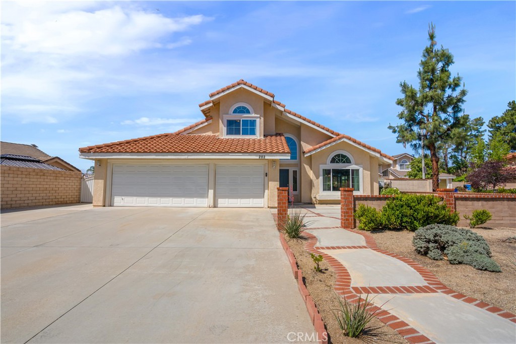 282 Port Royal, Riverside, CA 92506 — photo 1