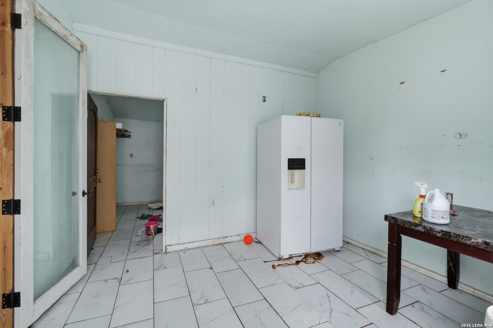 136 Allsup, ,  78237 — photo 1