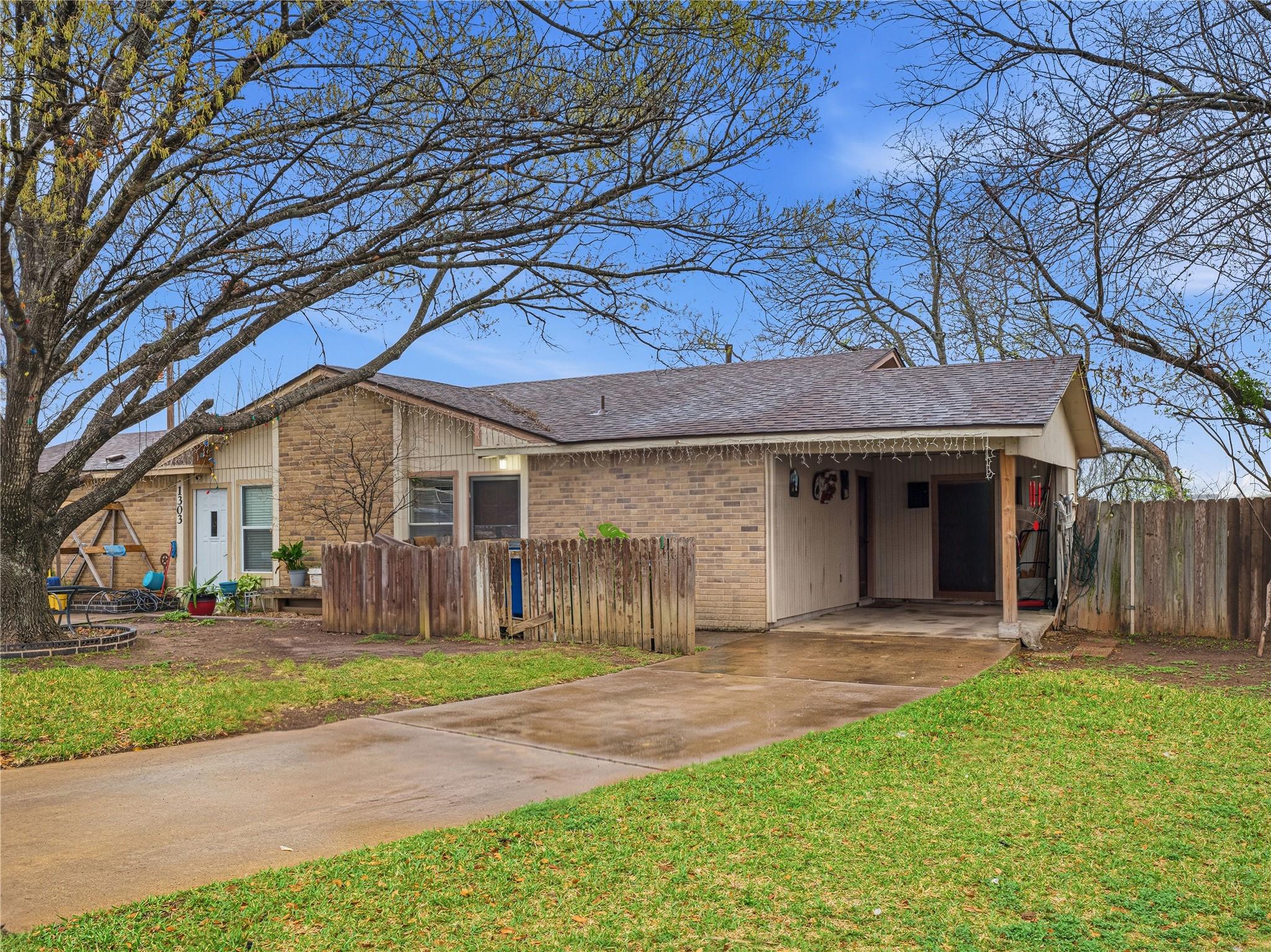 1301 McKie, Austin, TX 78752 — photo 1