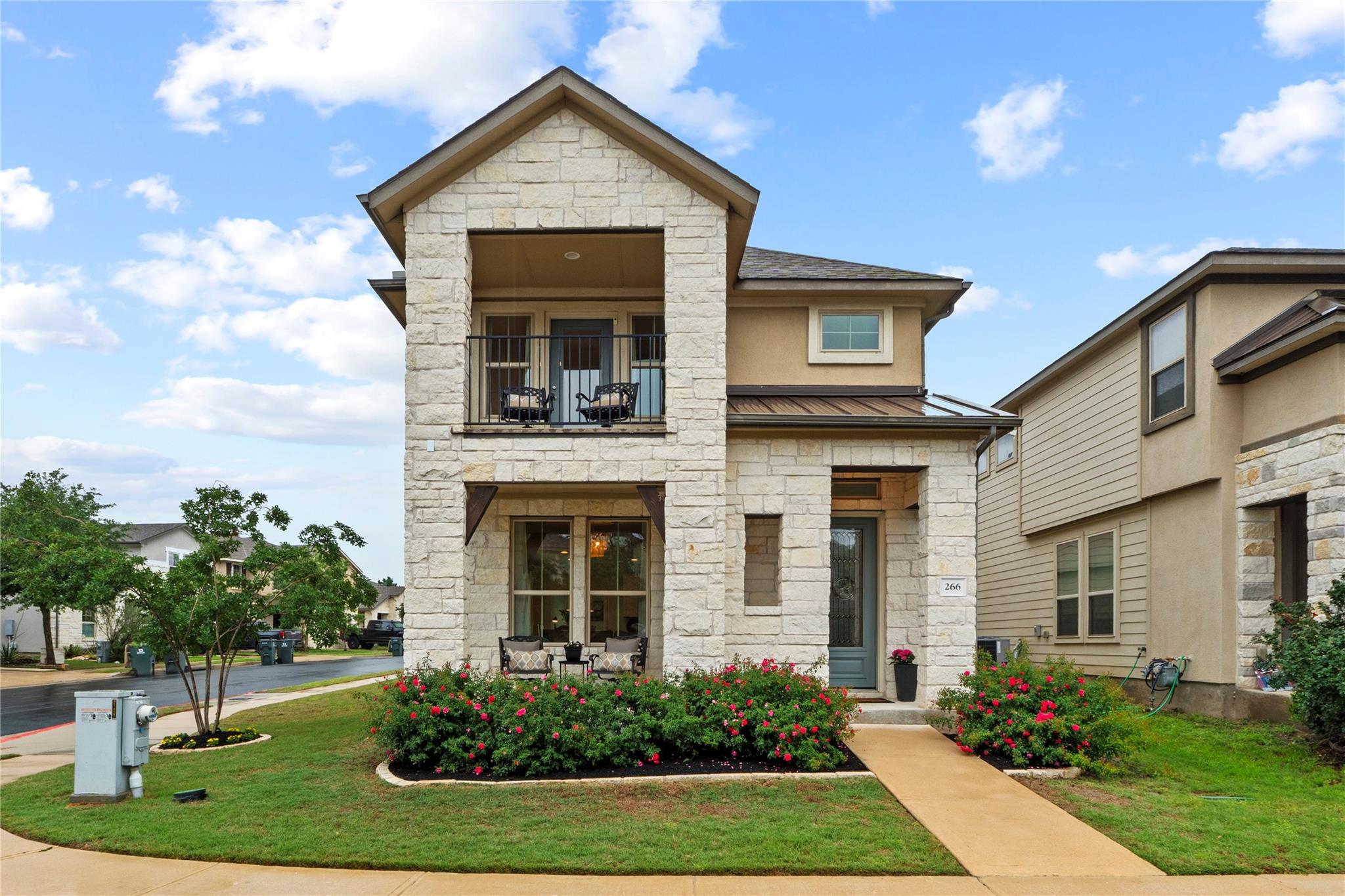 266 Diamond Point, Dripping Springs, TX 78620 — photo 1