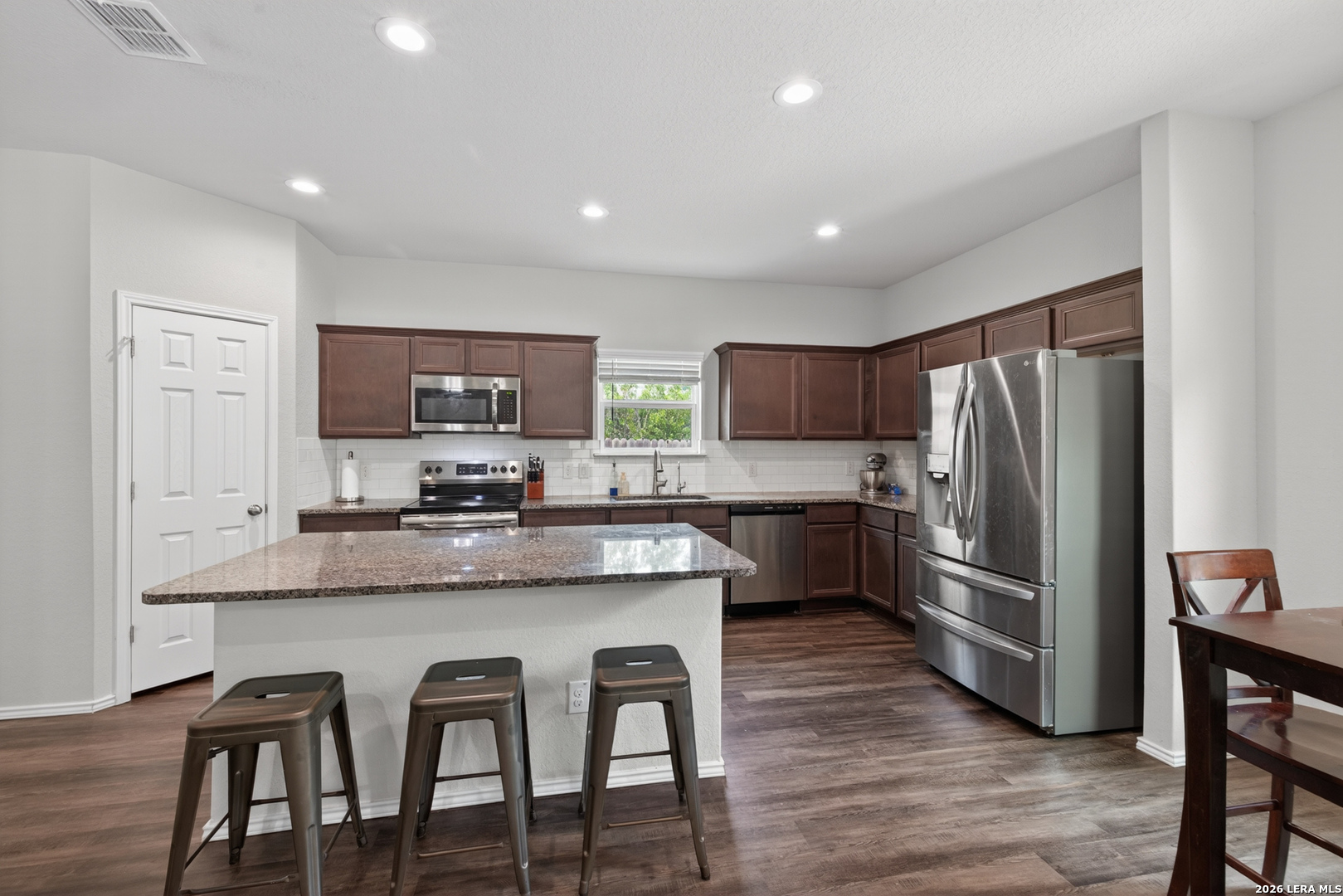 524 LONG LEAF DR, , 78130 — photo 1