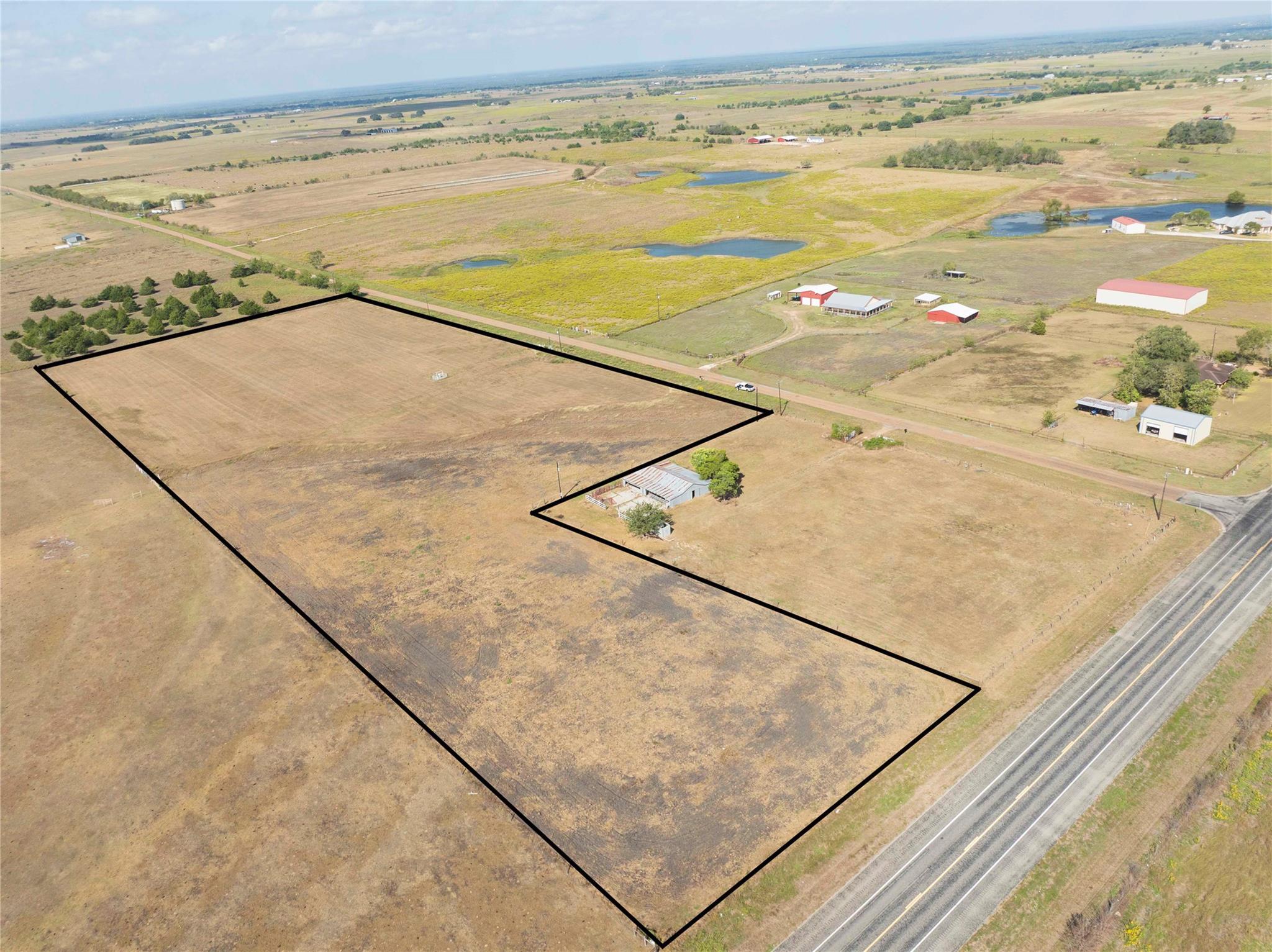 225 Knape, La Grange, TX 78945 — photo 1