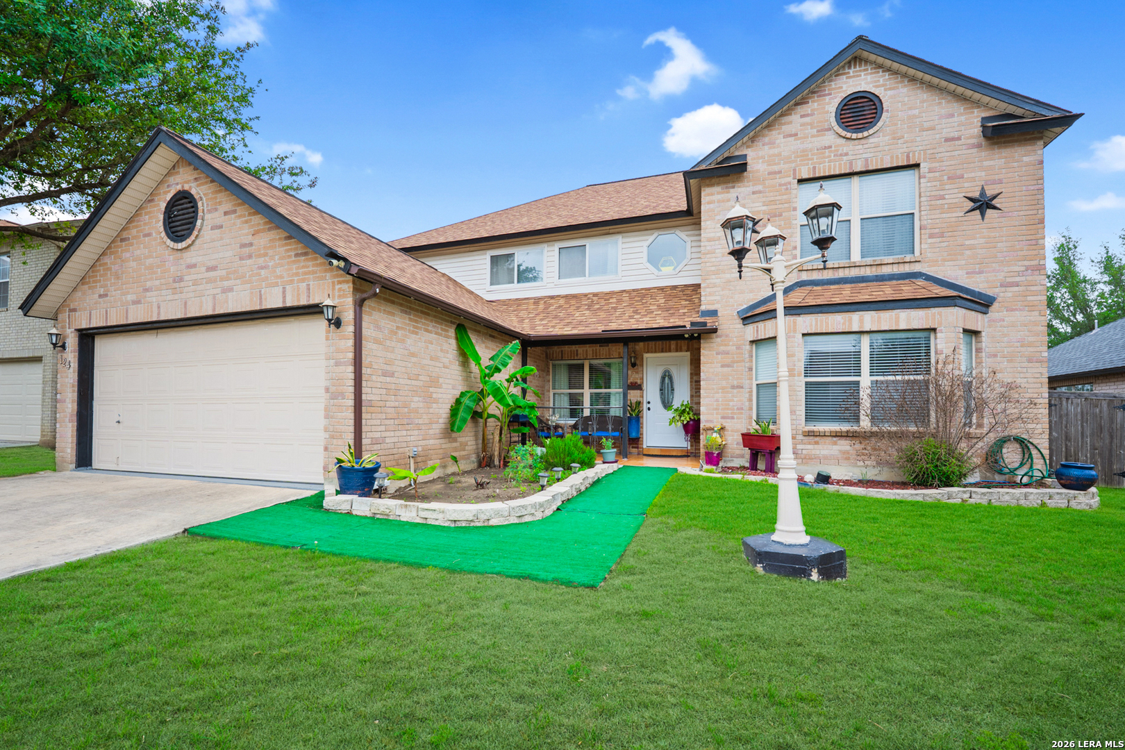 124 Springtree Grove, , 78108 — photo 1