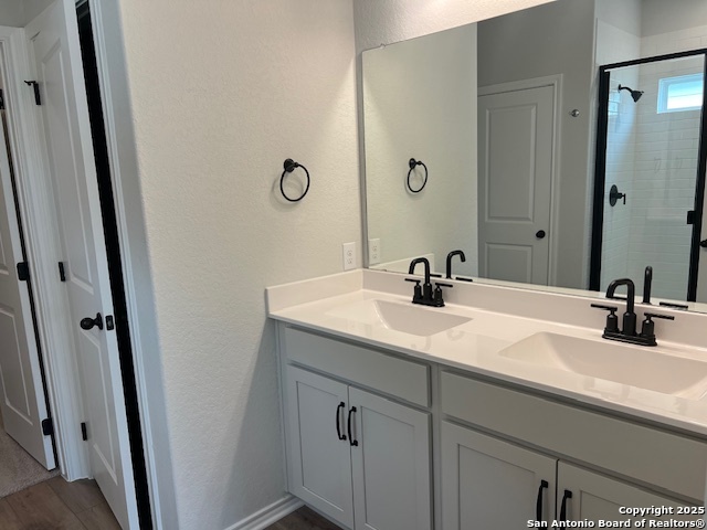 105 BEVERIDGE, , 78155 — photo 1