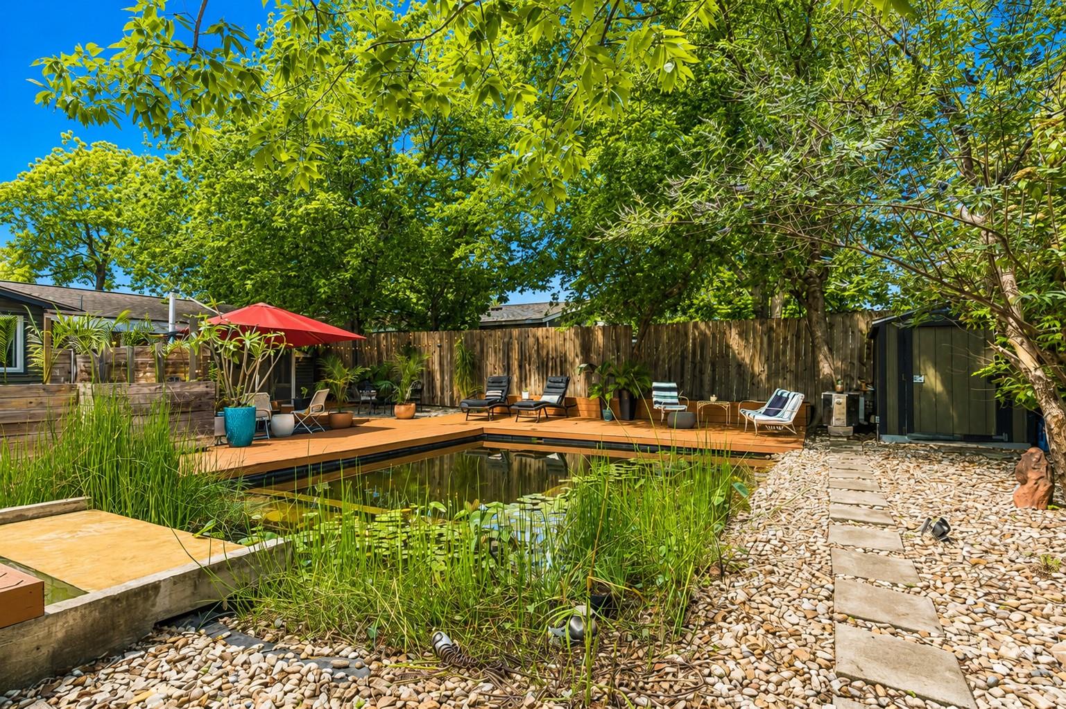 1428  Corona Dr