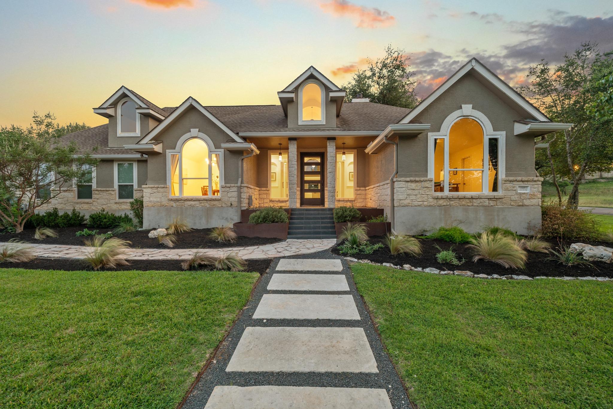 12007  Colleyville Dr