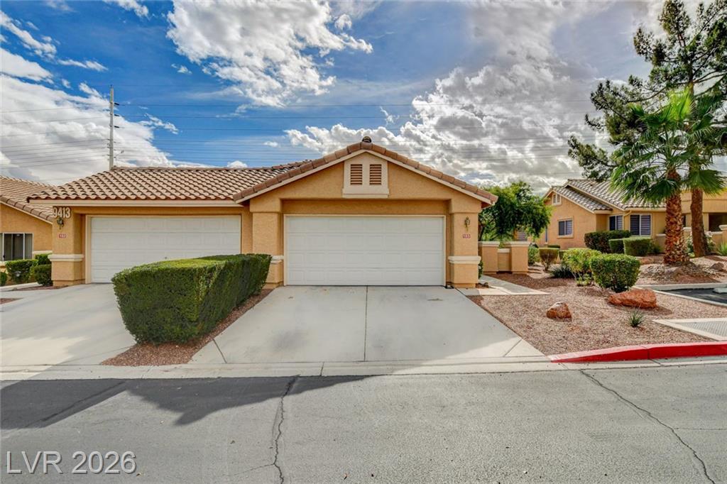9413 Mount Cash Avenue 103, Las Vegas, NV 89129 — photo 1