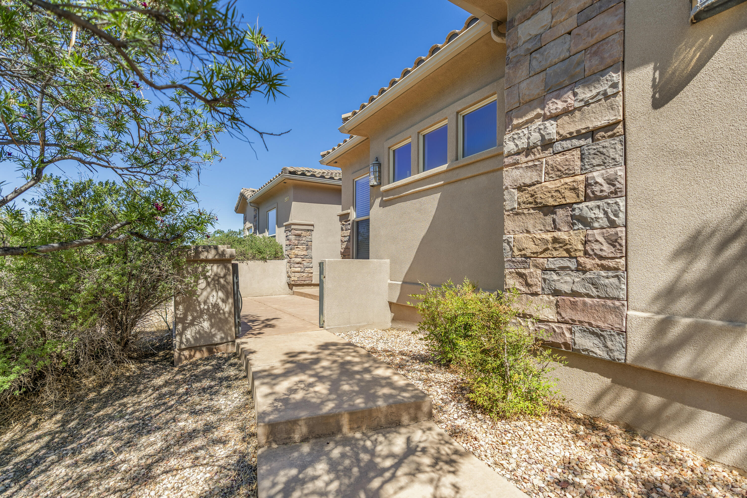 2009 E Knolls DR, St George, UT 84790 — photo 1